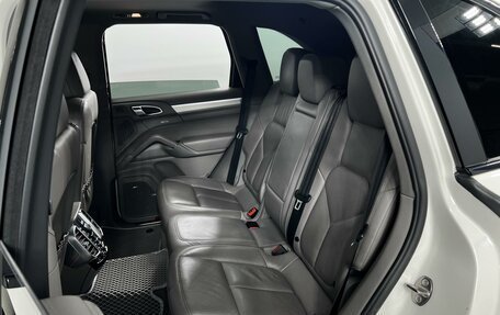 Porsche Cayenne III, 2010 год, 2 444 900 рублей, 9 фотография