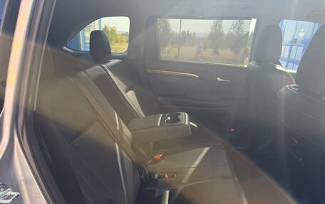 Toyota Highlander III, 2014 год, 2 790 000 рублей, 7 фотография