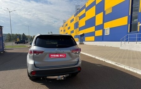 Toyota Highlander III, 2014 год, 2 790 000 рублей, 5 фотография