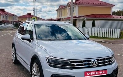 Volkswagen Tiguan II, 2019 год, 2 100 000 рублей, 1 фотография