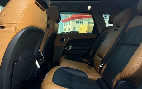 Land Rover Range Rover Sport II, 2018 год, 4 990 000 рублей, 15 фотография