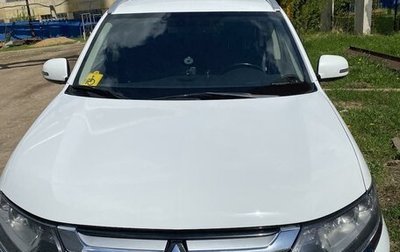 Mitsubishi Outlander III рестайлинг 3, 2015 год, 1 496 000 рублей, 1 фотография