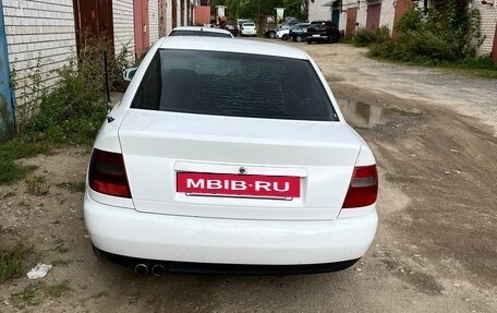 Audi A4, 1996 год, 280 000 рублей, 6 фотография