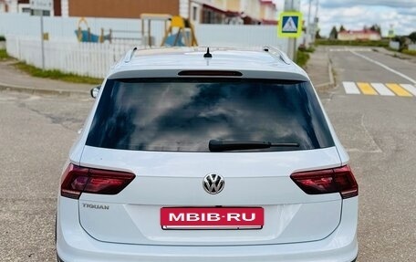 Volkswagen Tiguan II, 2019 год, 2 100 000 рублей, 5 фотография