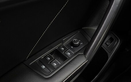 Volkswagen Tiguan II, 2021 год, 3 730 000 рублей, 18 фотография