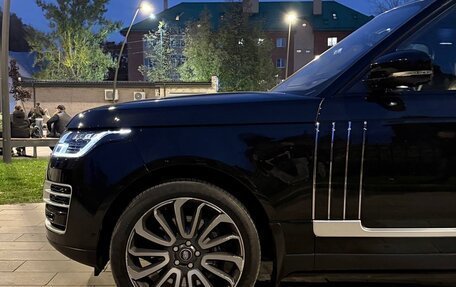 Land Rover Range Rover IV рестайлинг, 2019 год, 6 490 000 рублей, 2 фотография