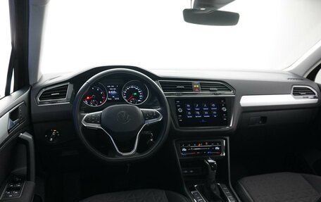 Volkswagen Tiguan II, 2020 год, 2 849 077 рублей, 6 фотография