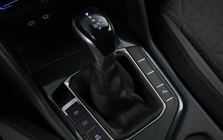 Volkswagen Tiguan II, 2020 год, 2 849 077 рублей, 19 фотография