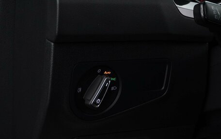 Volkswagen Tiguan II, 2020 год, 2 849 077 рублей, 18 фотография