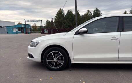 Volkswagen Jetta VI, 2013 год, 1 115 000 рублей, 18 фотография