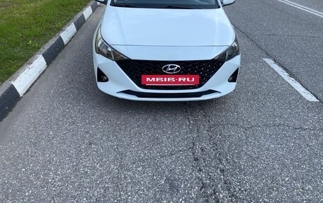 Hyundai Solaris II рестайлинг, 2019 год, 1 220 000 рублей, 8 фотография