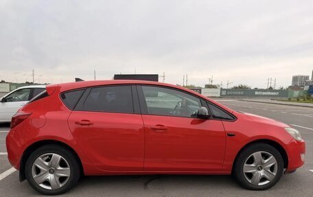 Opel Astra J, 2010 год, 600 000 рублей, 6 фотография