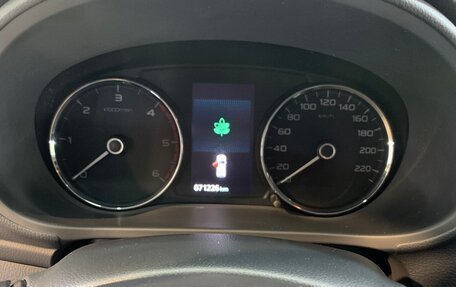 Mitsubishi Pajero Sport III рестайлинг, 2017 год, 3 300 000 рублей, 9 фотография