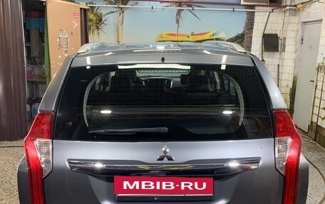 Mitsubishi Pajero Sport III рестайлинг, 2017 год, 3 300 000 рублей, 13 фотография
