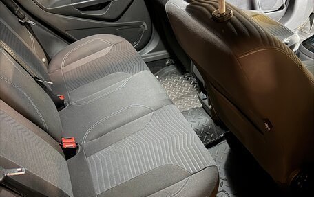Ford Fiesta, 2015 год, 750 000 рублей, 17 фотография