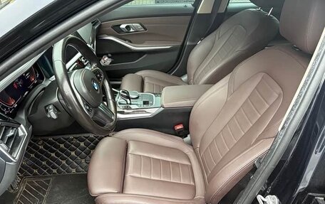 BMW 3 серия, 2022 год, 3 000 000 рублей, 9 фотография