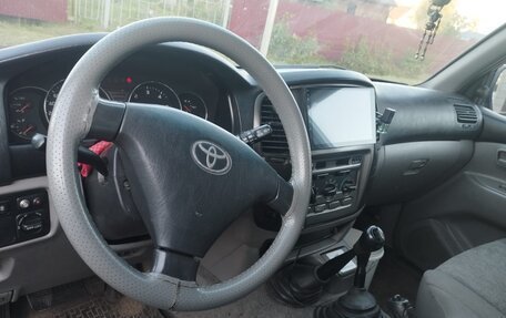 Toyota Land Cruiser 100 рестайлинг 2, 2005 год, 1 500 000 рублей, 5 фотография