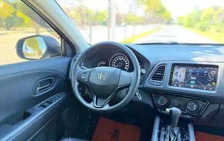 Honda Vezel, 2022 год, 1 224 000 рублей, 12 фотография