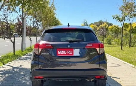 Honda Vezel, 2022 год, 1 224 000 рублей, 3 фотография
