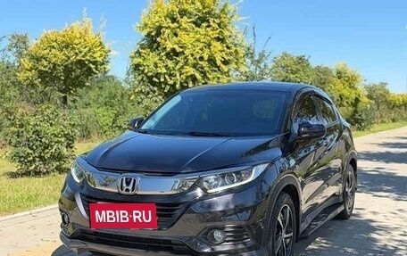 Honda Vezel, 2022 год, 1 224 000 рублей, 2 фотография