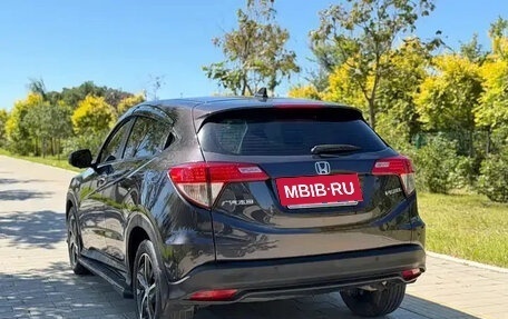 Honda Vezel, 2022 год, 1 224 000 рублей, 4 фотография
