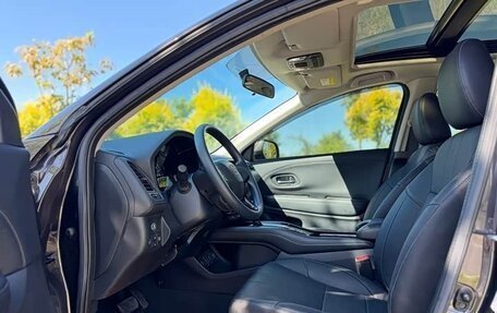 Honda Vezel, 2022 год, 1 224 000 рублей, 16 фотография