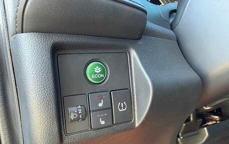 Honda Vezel, 2022 год, 1 224 000 рублей, 20 фотография