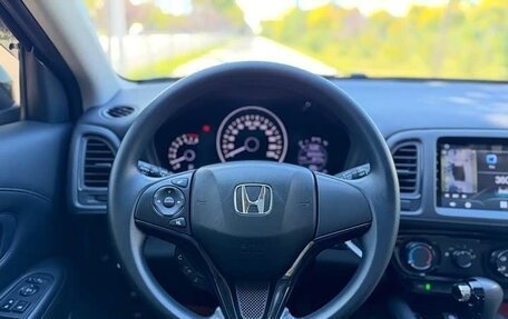 Honda Vezel, 2022 год, 1 224 000 рублей, 22 фотография