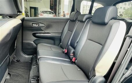 Toyota Wish II, 2016 год, 1 420 000 рублей, 16 фотография
