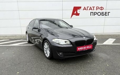 BMW 5 серия, 2012 год, 1 850 000 рублей, 3 фотография