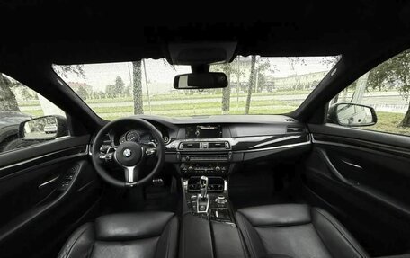 BMW 5 серия, 2012 год, 1 850 000 рублей, 10 фотография