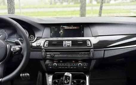 BMW 5 серия, 2012 год, 1 850 000 рублей, 11 фотография