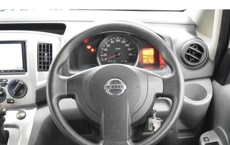 Nissan NV200, 2012 год, 1 100 000 рублей, 20 фотография