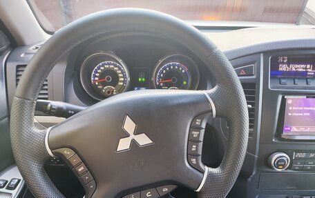 Mitsubishi Pajero IV, 2011 год, 1 900 000 рублей, 9 фотография