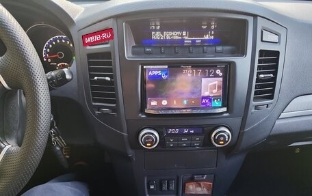 Mitsubishi Pajero IV, 2011 год, 1 900 000 рублей, 10 фотография