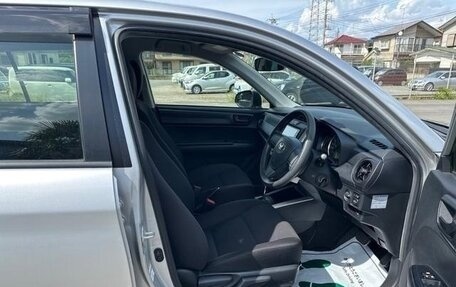 Toyota Corolla, 2017 год, 1 050 000 рублей, 17 фотография