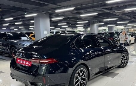 BMW 5 серия, 2026 год, 7 690 000 рублей, 3 фотография