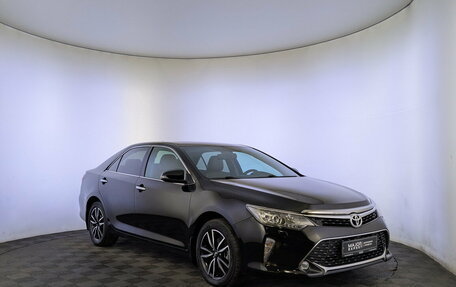Toyota Camry, 2017 год, 2 125 000 рублей, 3 фотография