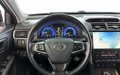 Toyota Camry, 2017 год, 2 125 000 рублей, 28 фотография