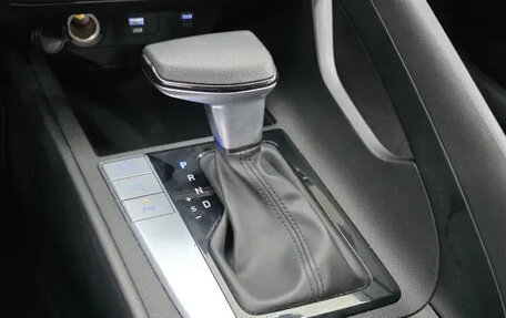 Hyundai Avante, 2025 год, 1 900 000 рублей, 13 фотография
