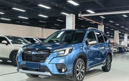 Subaru Forester, 2023 год, 2 290 000 рублей, 3 фотография