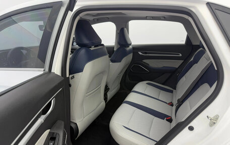 Geely Emgrand, 2022 год, 1 125 000 рублей, 23 фотография