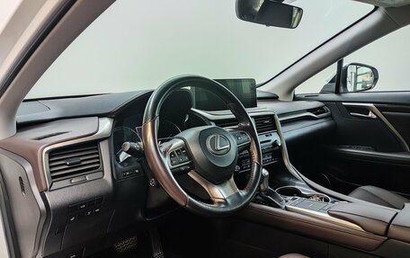 Lexus RX IV рестайлинг, 2022 год, 5 600 000 рублей, 14 фотография