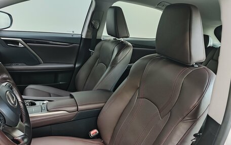 Lexus RX IV рестайлинг, 2022 год, 5 600 000 рублей, 16 фотография