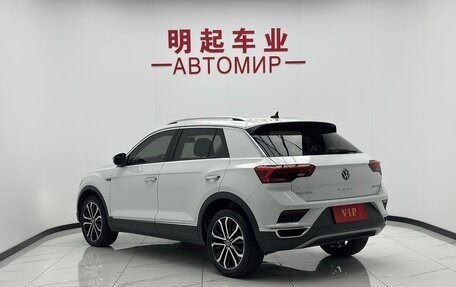 Volkswagen T-Roc I, 2022 год, 1 884 000 рублей, 4 фотография
