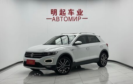 Volkswagen T-Roc I, 2022 год, 1 884 000 рублей, 3 фотография