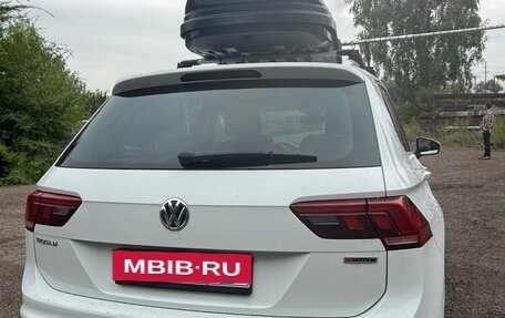 Volkswagen Tiguan II, 2019 год, 2 500 000 рублей, 5 фотография