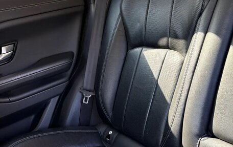 Land Rover Range Rover Evoque I, 2017 год, 2 500 000 рублей, 15 фотография