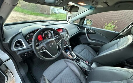 Opel Astra J, 2013 год, 860 000 рублей, 9 фотография