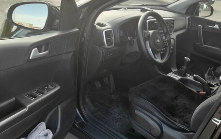 KIA Sportage IV рестайлинг, 2018 год, 1 700 000 рублей, 4 фотография